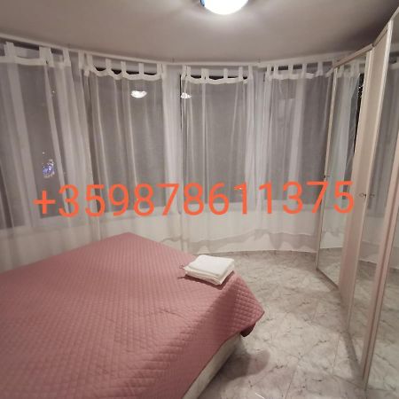 Maisonette In The Center Of Varna Two Bedrooms Free Parking المظهر الخارجي الصورة